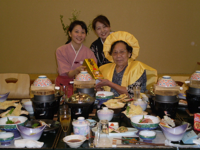 http://www.hotel-sakihana.com/diary/20110625_01_01.JPG